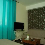 Hotel La Gare Aux Anes 3*