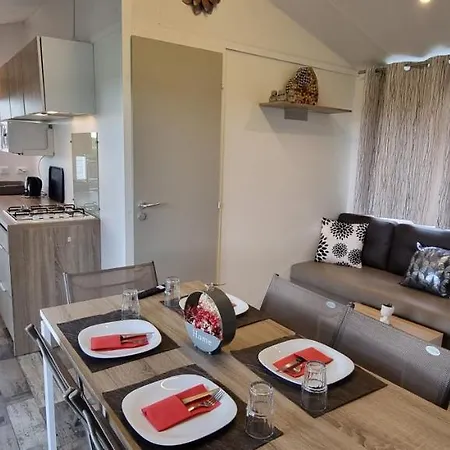 Hotel La Gare Aux Anes 3*