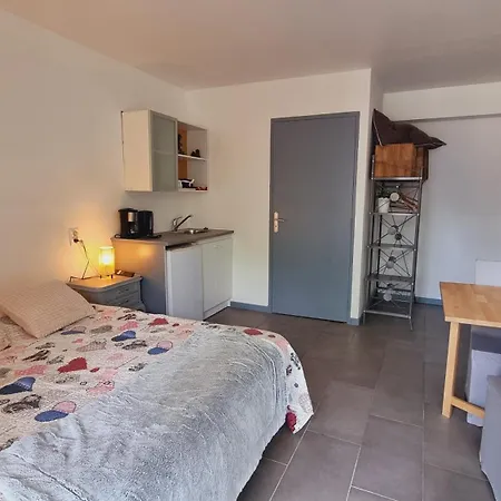 La Gare Aux Anes 3* Combe-Redonde