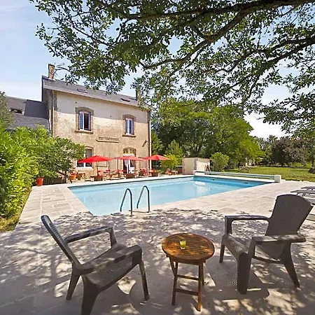 Hotel La Gare Aux Anes