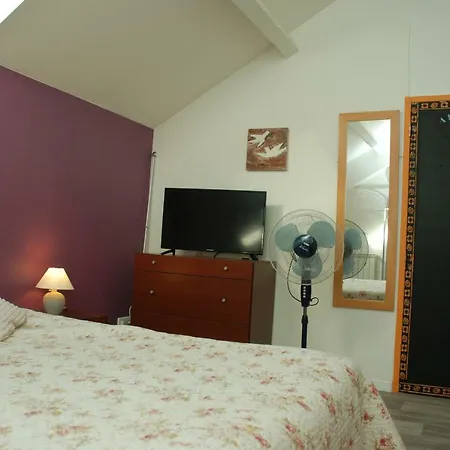 La Gare Aux Anes Hotel