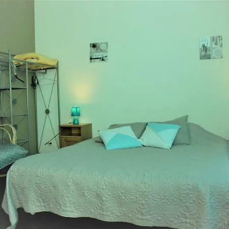 La Gare Aux Anes Hotel Combe-Redonde